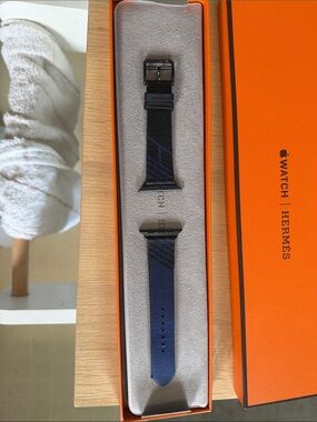 Hermes apple watch band, 40mm NiorBleu Saphir Jumping Single Tour